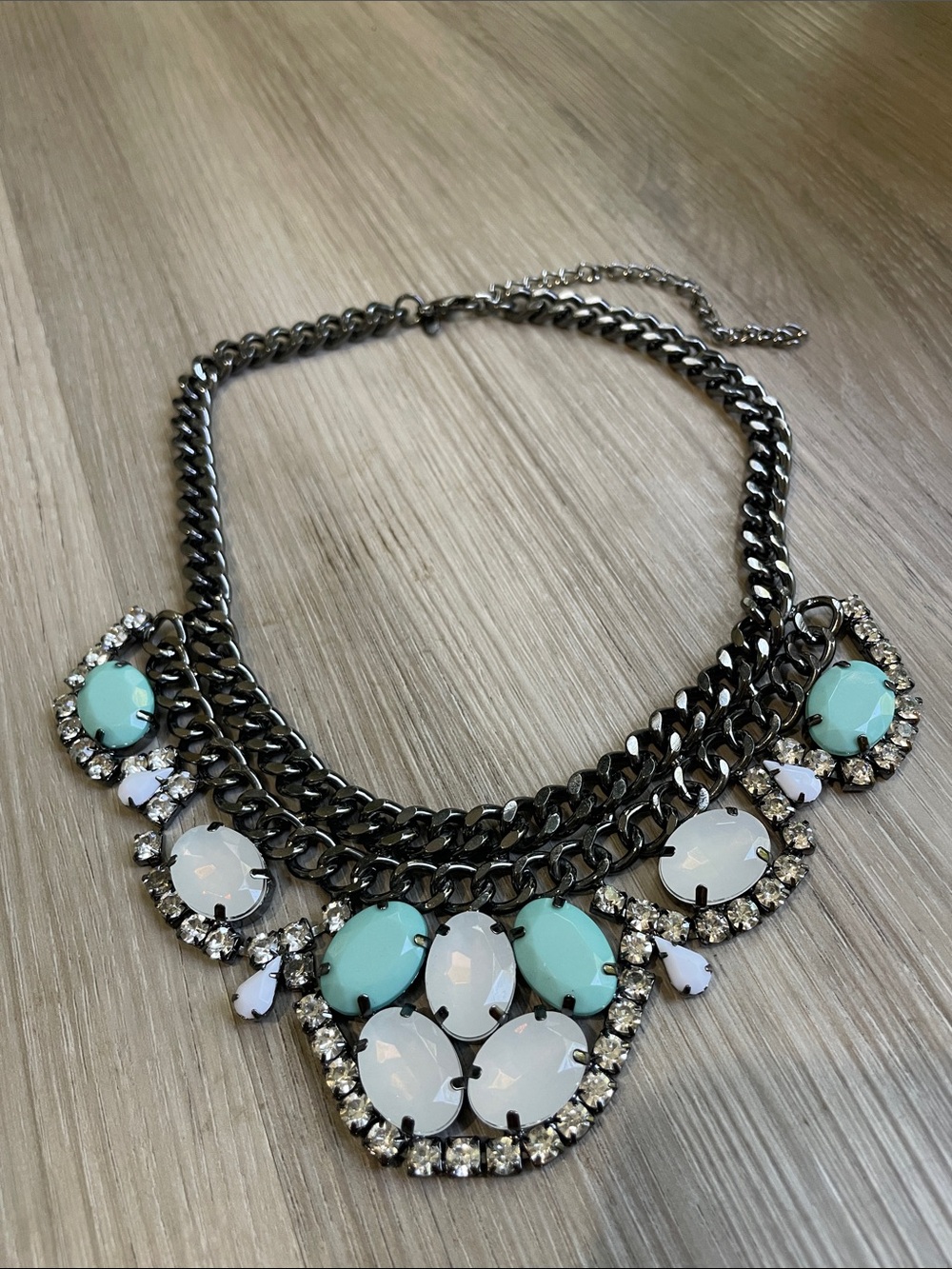 Stella & Dot Mint and White Crystal Statement Bib Necklace